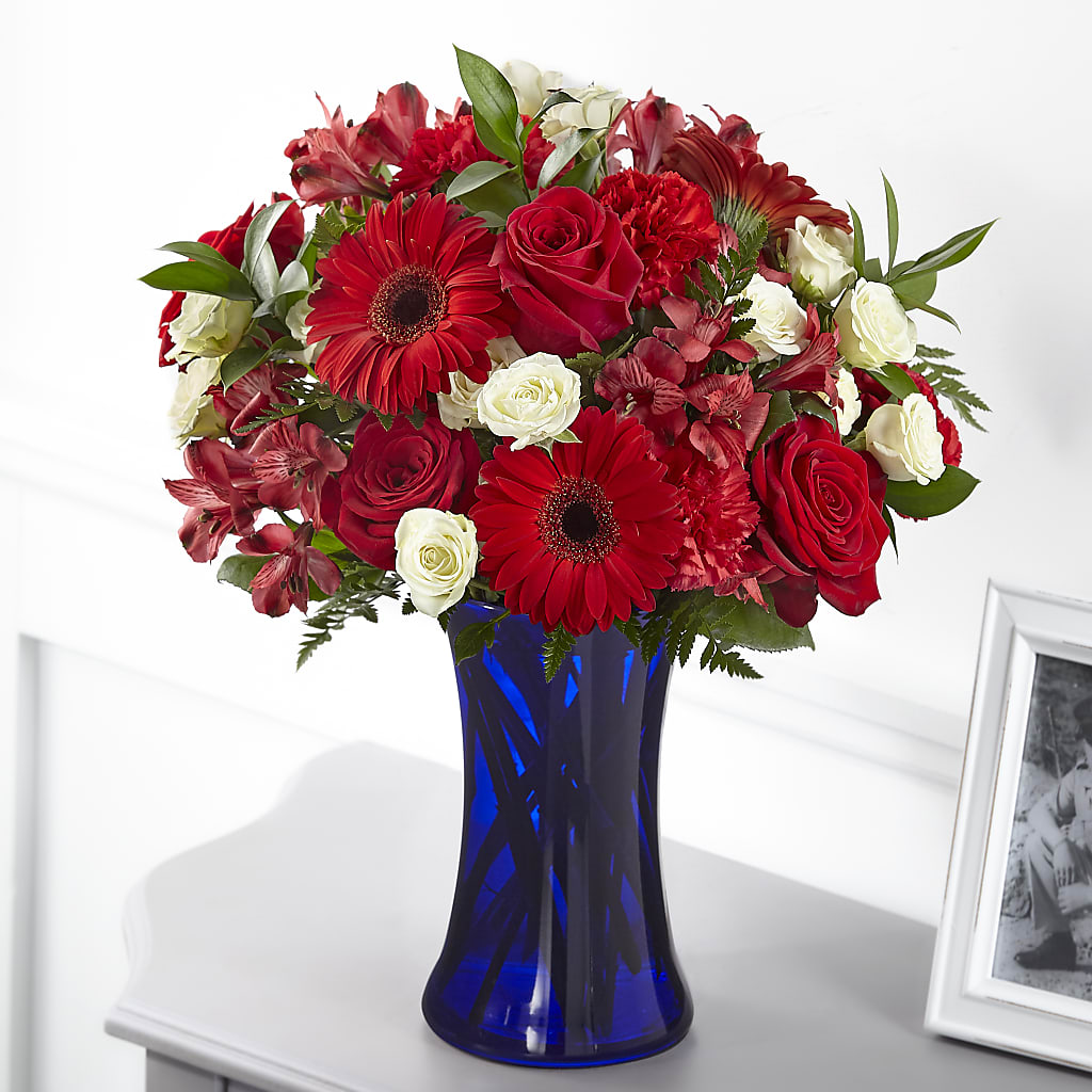 Hearts Embrace Bouquet – Loveland Colorado Flowers, Loveland CO