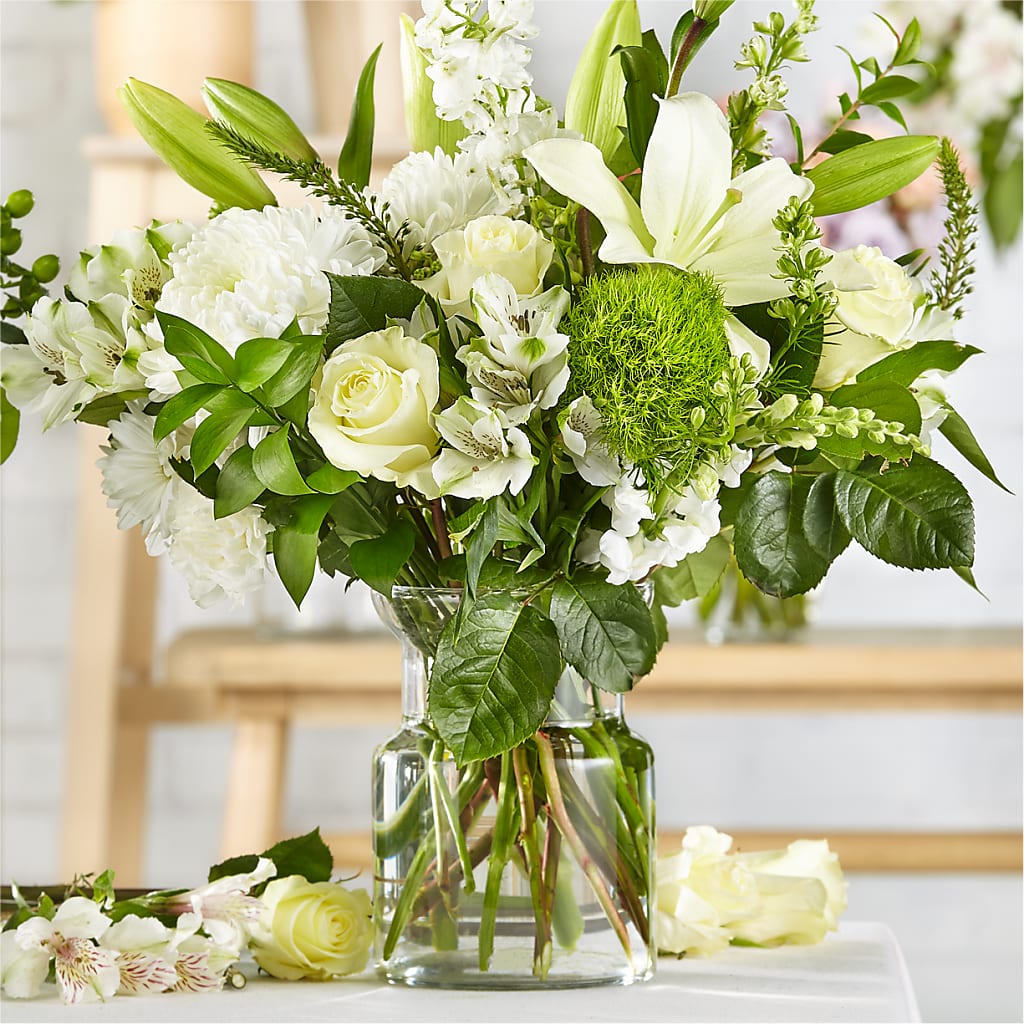 Classic Ivory – A Florist Original – Loveland Colorado Flowers, Loveland CO