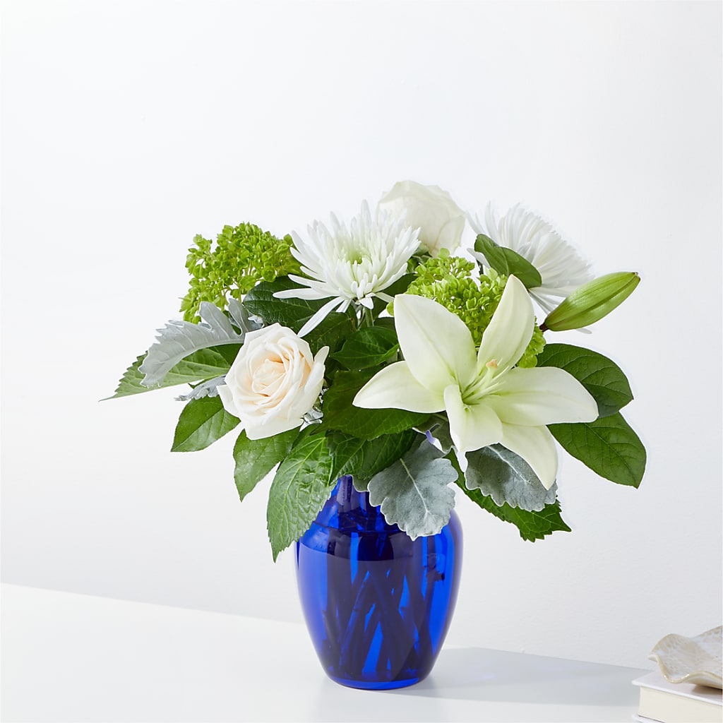 Snowy Dreams Bouquet – Loveland Colorado Flowers, Loveland CO