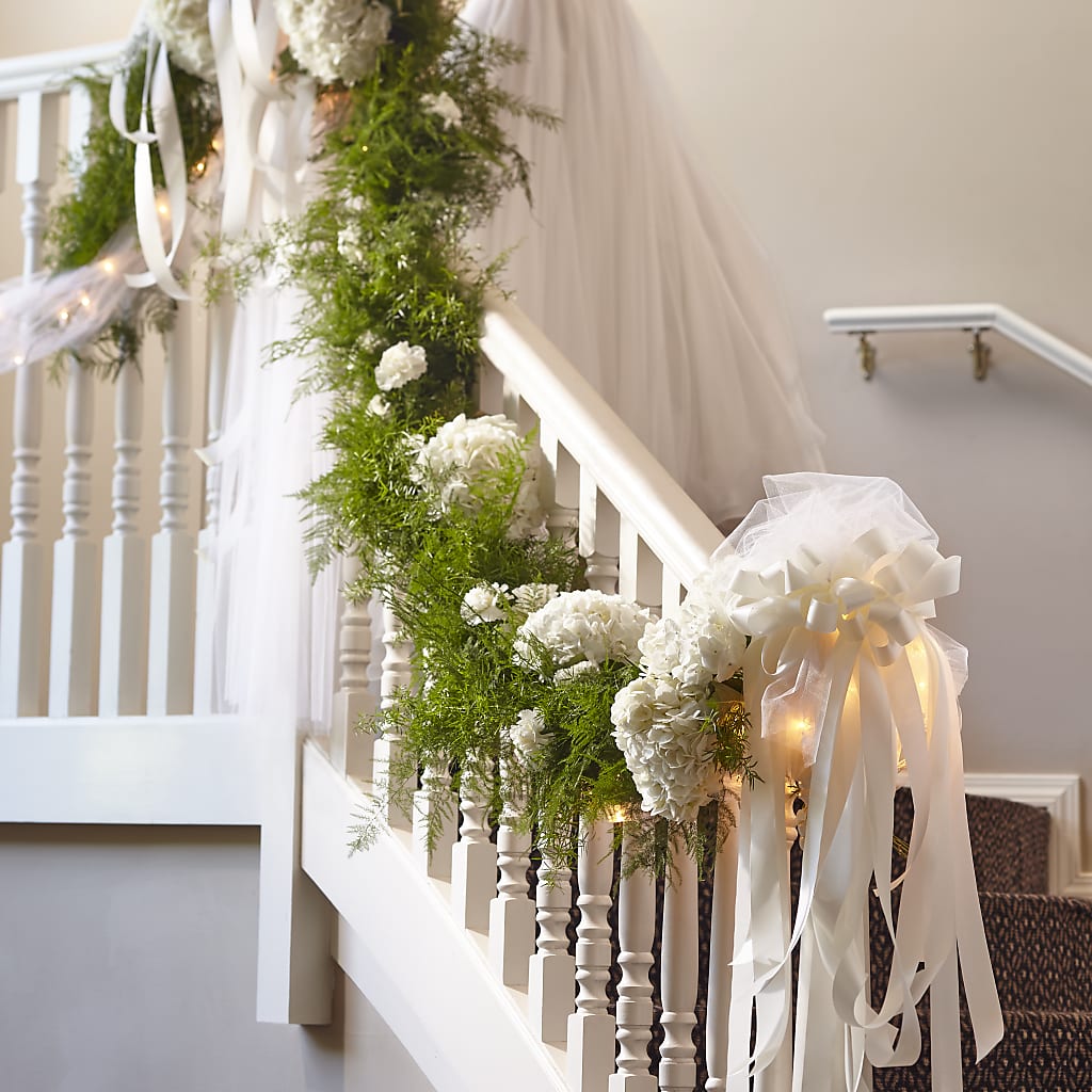 Champagne Dreams Garland – Loveland Colorado Flowers, Loveland CO