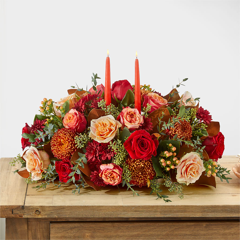 Gather Near Centerpiece –  Loveland Colorado Flowers, Loveland CO
